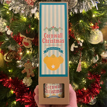 Load image into Gallery viewer, Cornwall Christmas (Festive Spiced Apple) Gift Boxed Room Diffuser