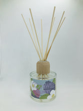 Load image into Gallery viewer, Country Scented Room Diffuser - Kernowspa