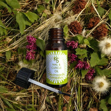 Load image into Gallery viewer, Nail &amp; Cuticle Oil
